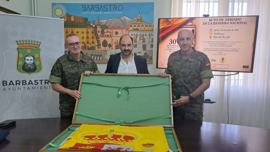 Coronel Mercadal, Alcalde Fernando Torres y coronel Mateos