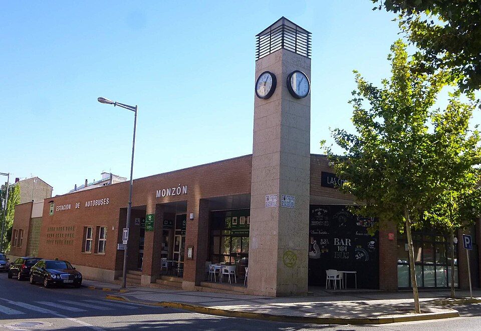 Monzón_-_Estación_de_Autobuses_1